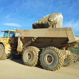 Gravera Moraleja camión con roca